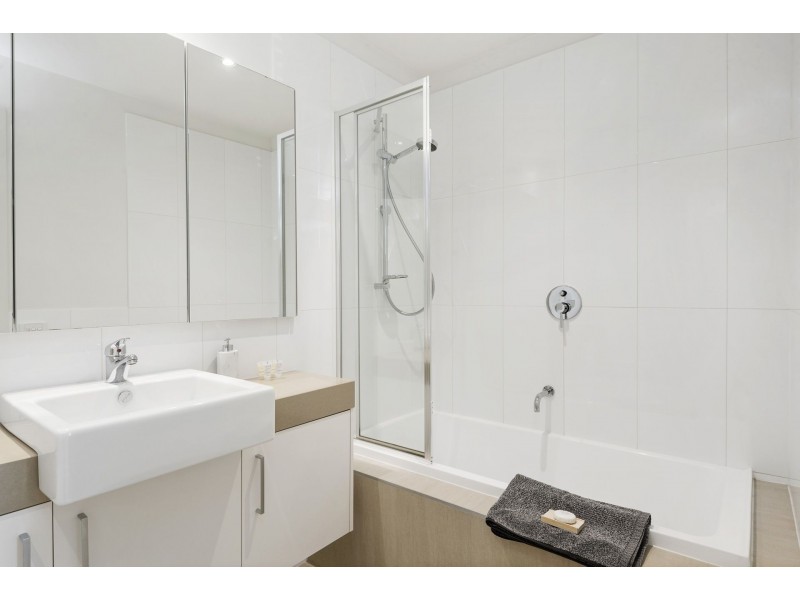 2/45 Hitchcock Avenue, Barwon Heads VIC 3227