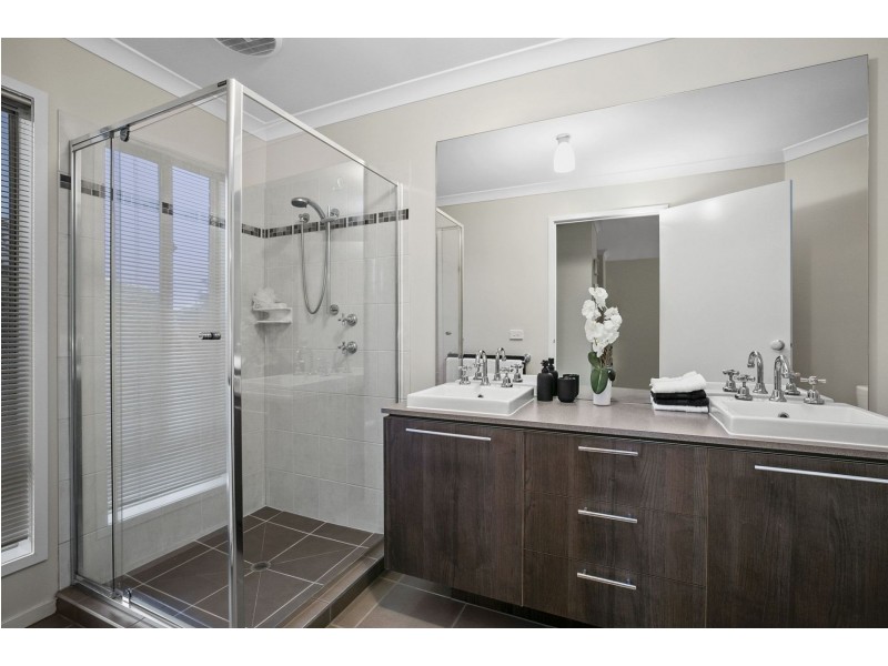 5 Heathwood Way, Ocean Grove VIC 3226