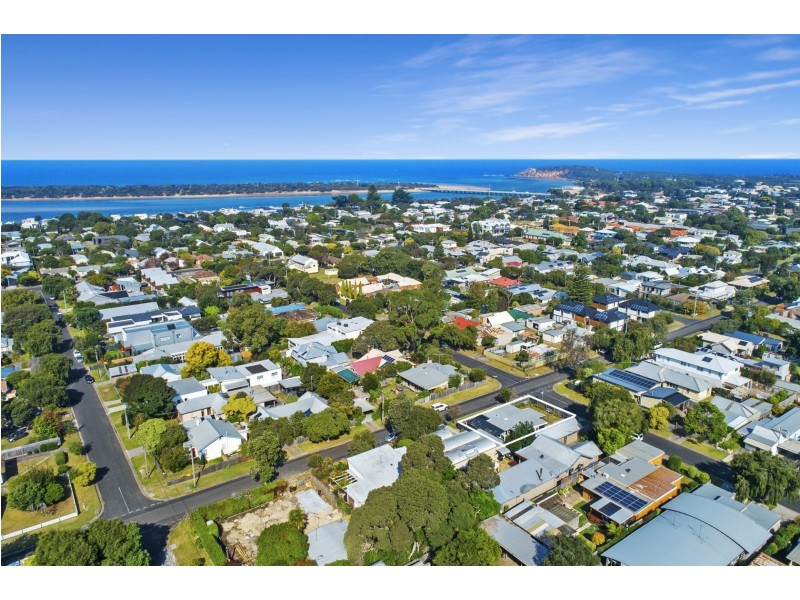 22 Thorn Street, Barwon Heads VIC 3227