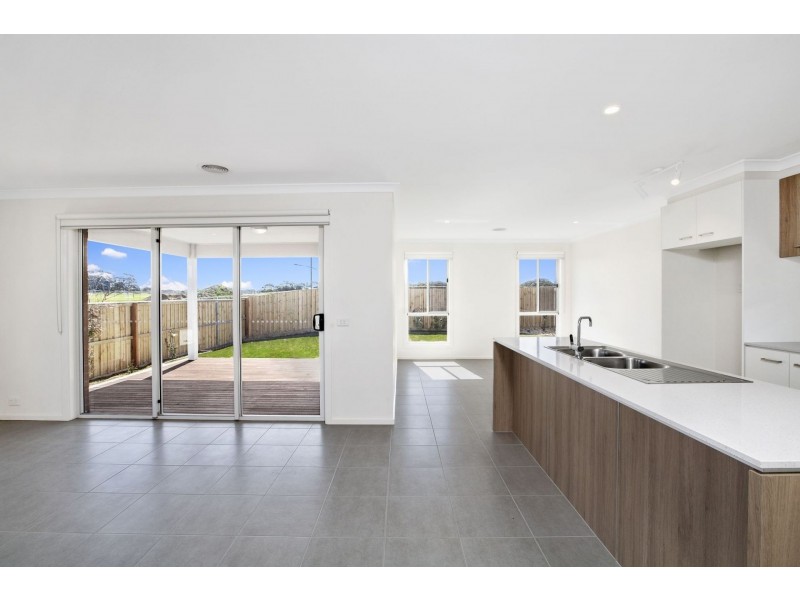 90 Devlins Road, Ocean Grove VIC 3226