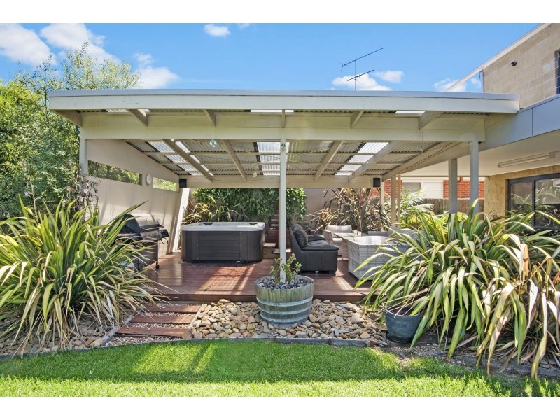 9 Arlia Mews, Ocean Grove VIC 3226
