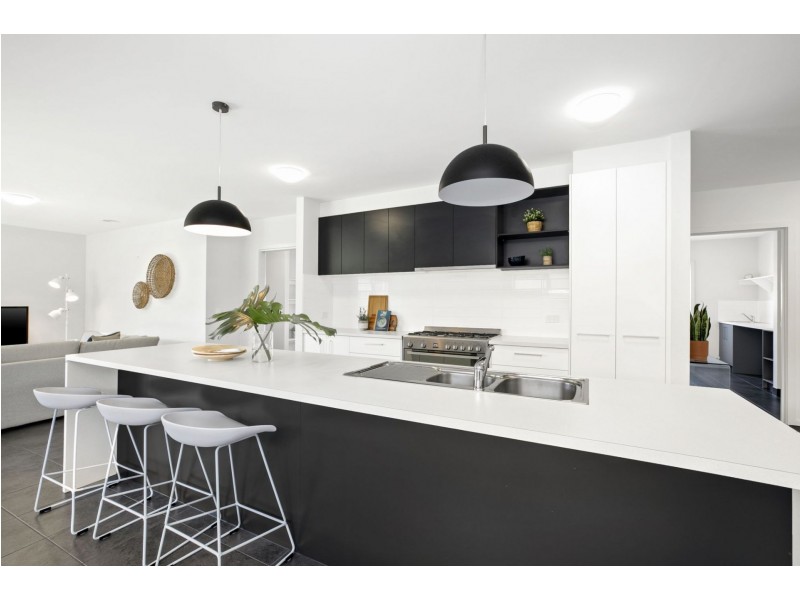 6 Merlan Street, Ocean Grove VIC 3226