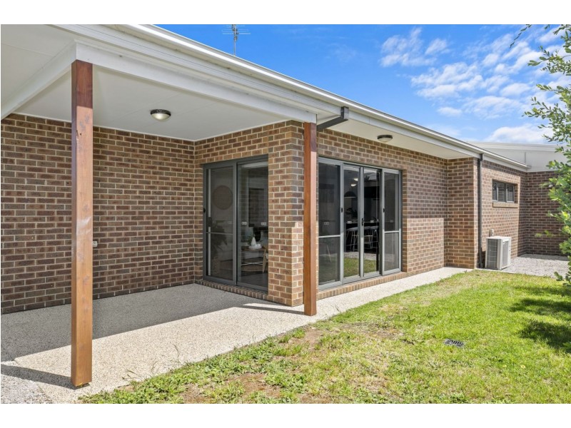 6 Merlan Street, Ocean Grove VIC 3226