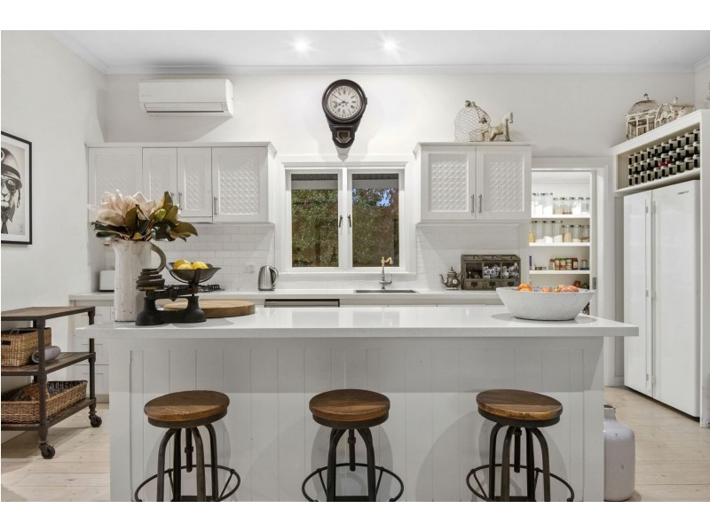 126 Asbury Street, Ocean Grove VIC 3226