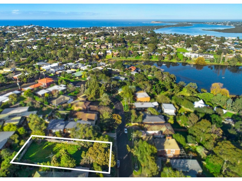 43 Fraser Crescent, Ocean Grove VIC 3226