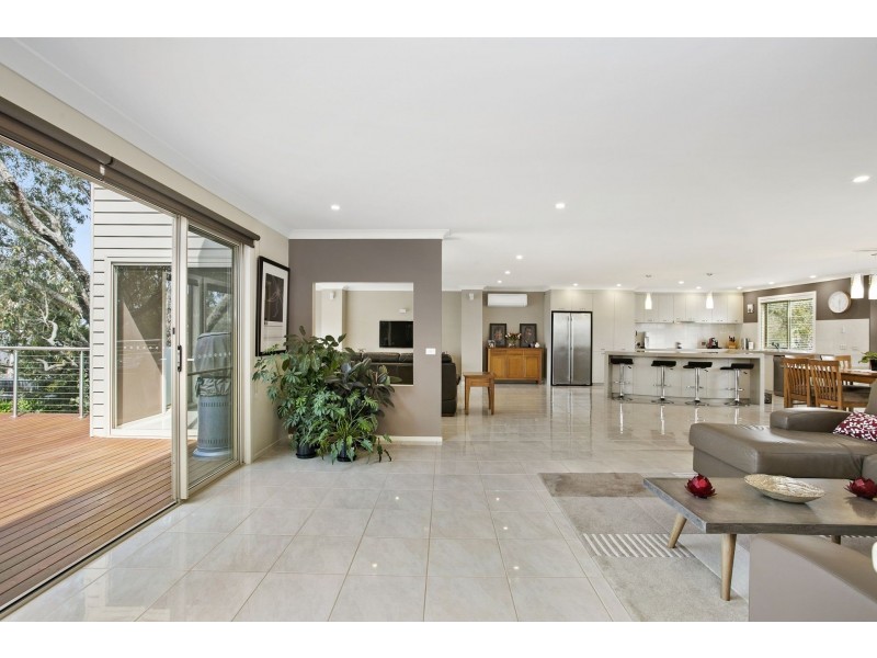 90 Carr Street, Barwon Heads VIC 3227