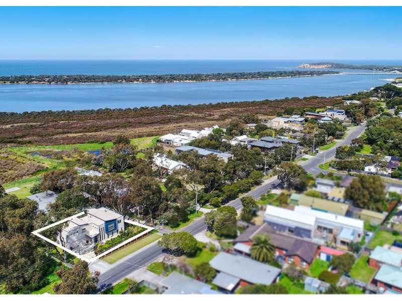 90 Carr Street, Barwon Heads VIC 3227
