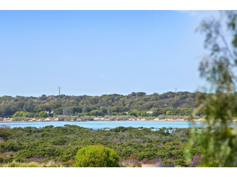 90 Carr Street, Barwon Heads VIC 3227