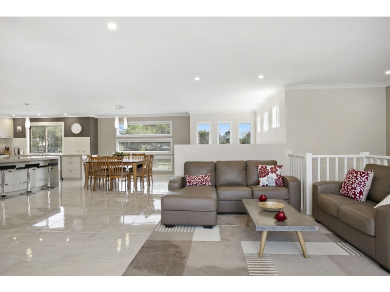 90 Carr Street, Barwon Heads VIC 3227