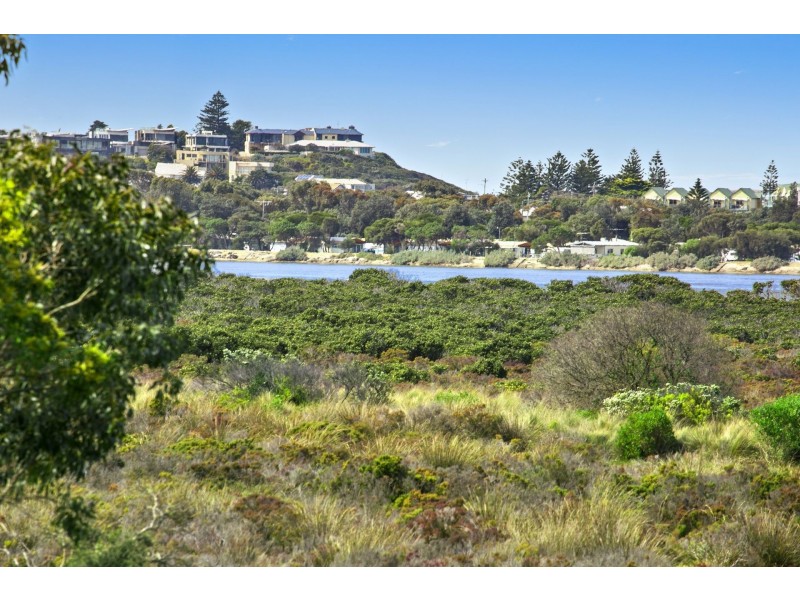 90 Carr Street, Barwon Heads VIC 3227