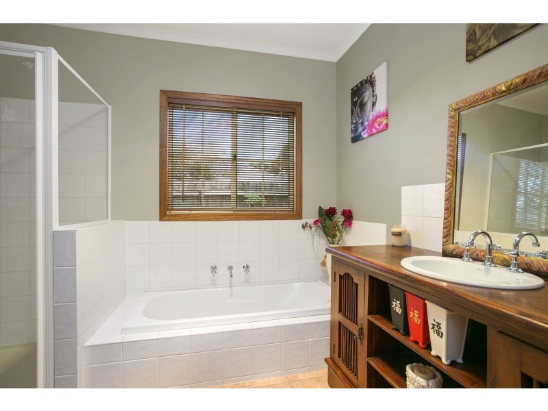 13 Glyndon Court, Barwon Heads VIC 3227