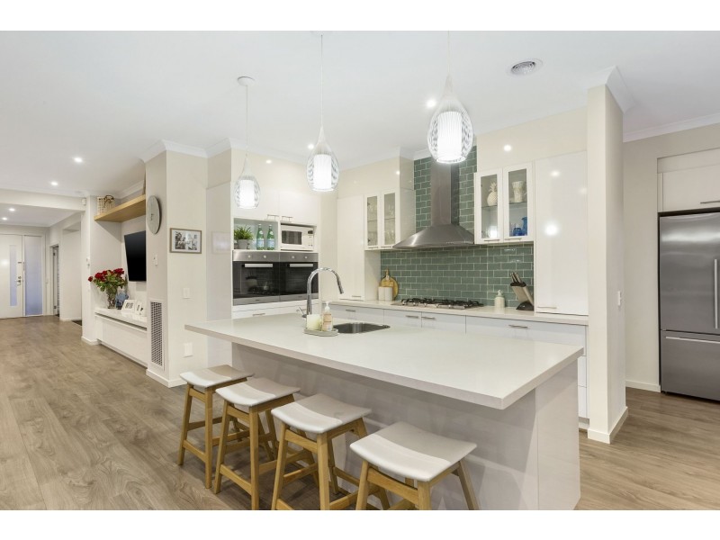 8 Seashell Place, Curlewis VIC 3222