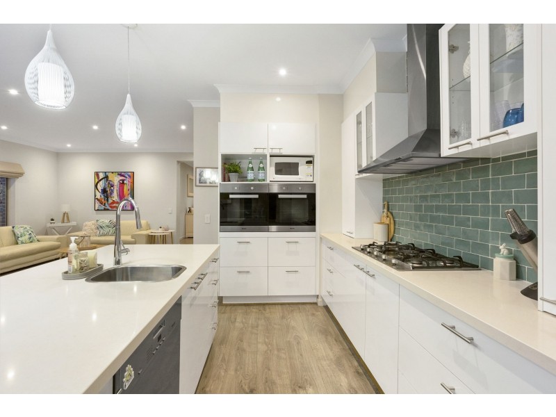 8 Seashell Place, Curlewis VIC 3222