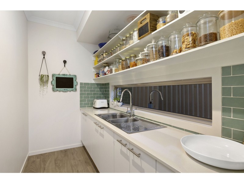 8 Seashell Place, Curlewis VIC 3222