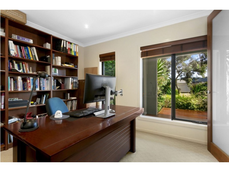 6 Milborne Drive, Ocean Grove VIC 3226