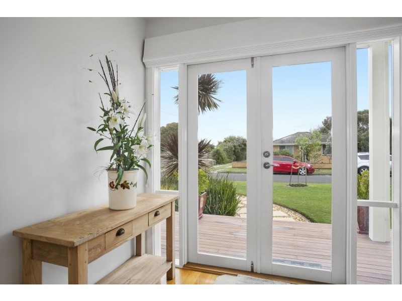 1/94 The Avenue, Ocean Grove VIC 3226