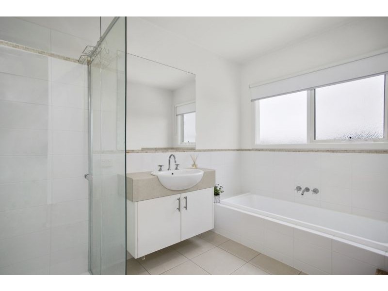 1/94 The Avenue, Ocean Grove VIC 3226