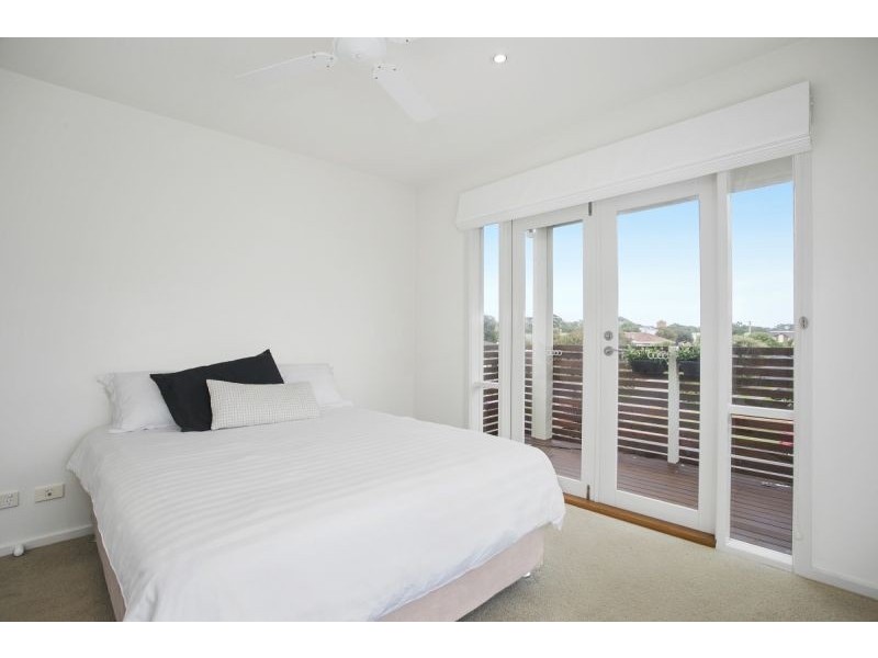 1/94 The Avenue, Ocean Grove VIC 3226