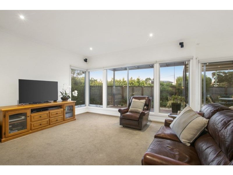 24 Ozone Street, Indented Head VIC 3223