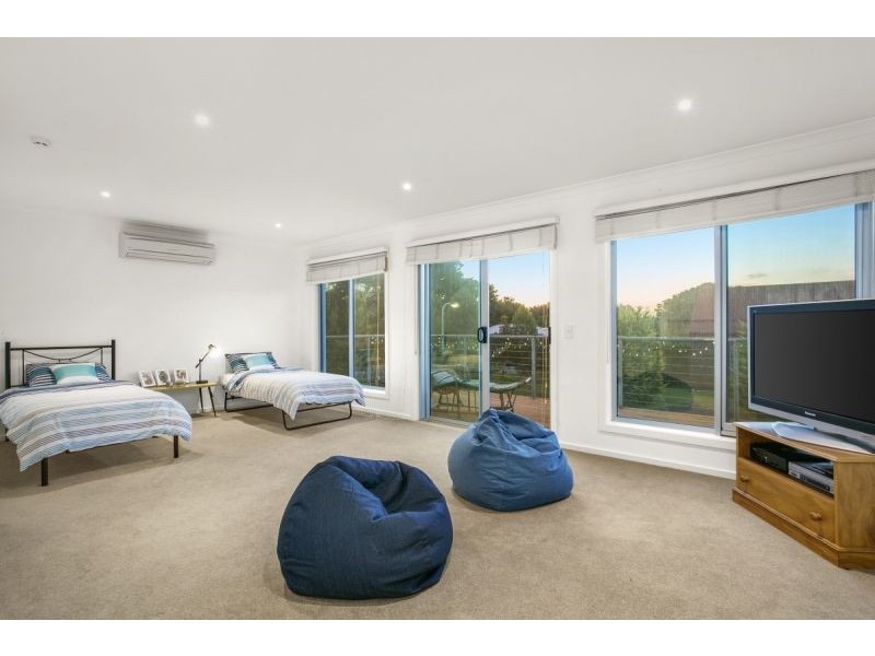 24 Ozone Street, Indented Head VIC 3223