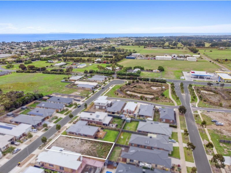 44 Flagstaff Drive, Portarlington VIC 3223