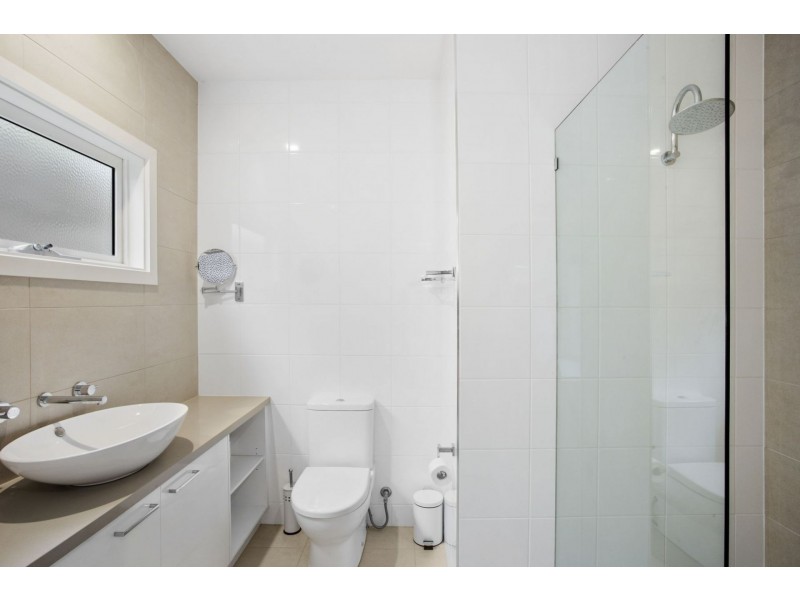 2/19 Reid Street, Barwon Heads VIC 3227