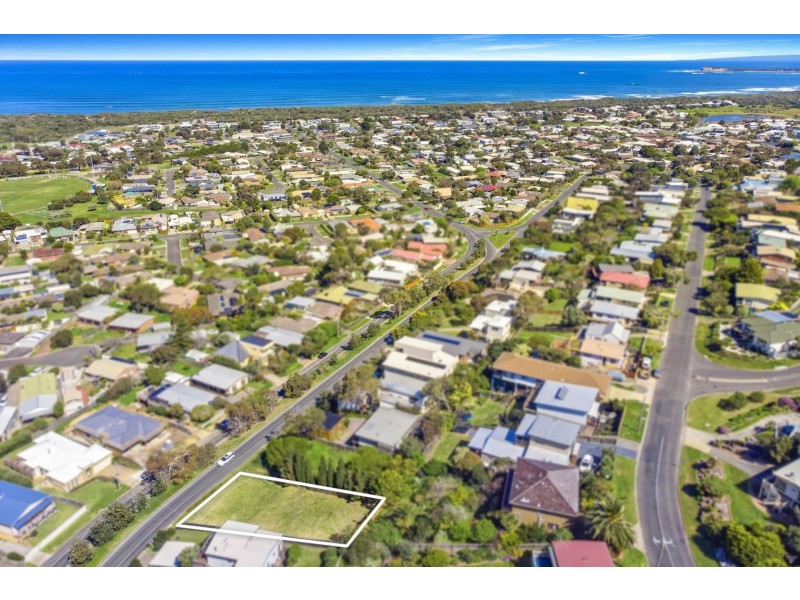 48 Sunset Strip, Ocean Grove VIC 3226