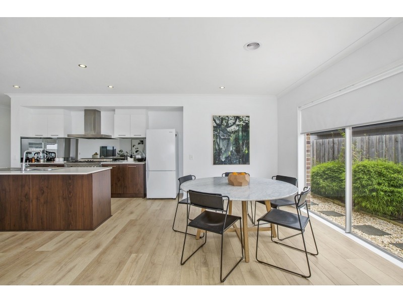 18 Empress Boulevard, Ocean Grove VIC 3226