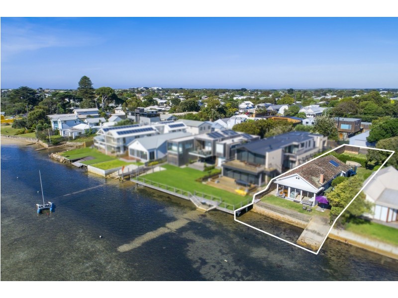 2 Riverside Lane, Barwon Heads VIC 3227