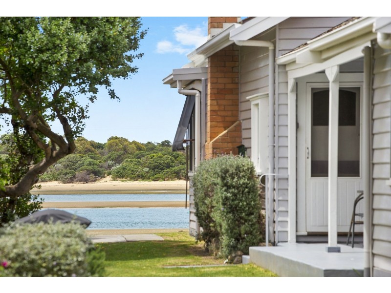 2 Riverside Lane, Barwon Heads VIC 3227