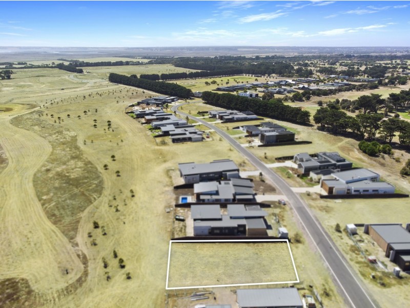 128 – 130 Cashmore Drive, Connewarre VIC 3227