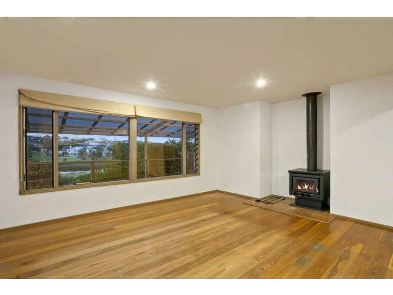 29 Ocean Throughway, Ocean Grove VIC 3226