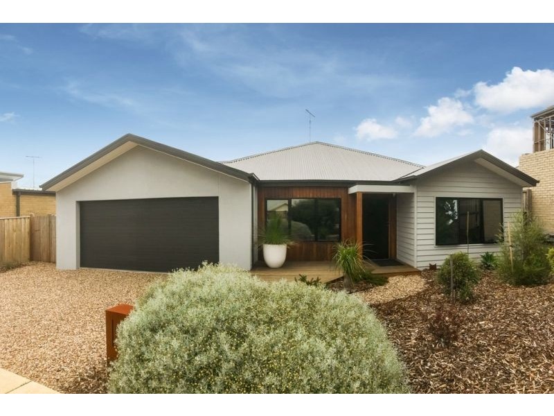 8 Lakes Entrance, Point Lonsdale VIC 3225