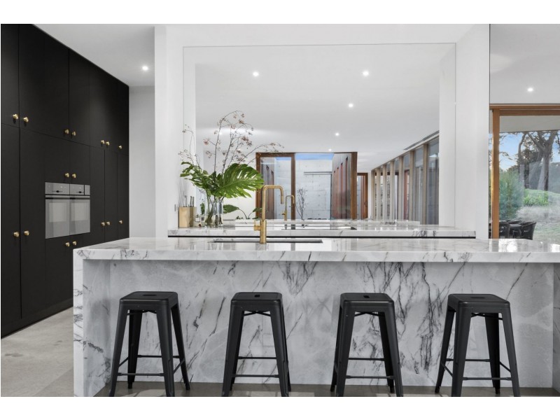 4 Plantation Drive, Connewarre VIC 3227