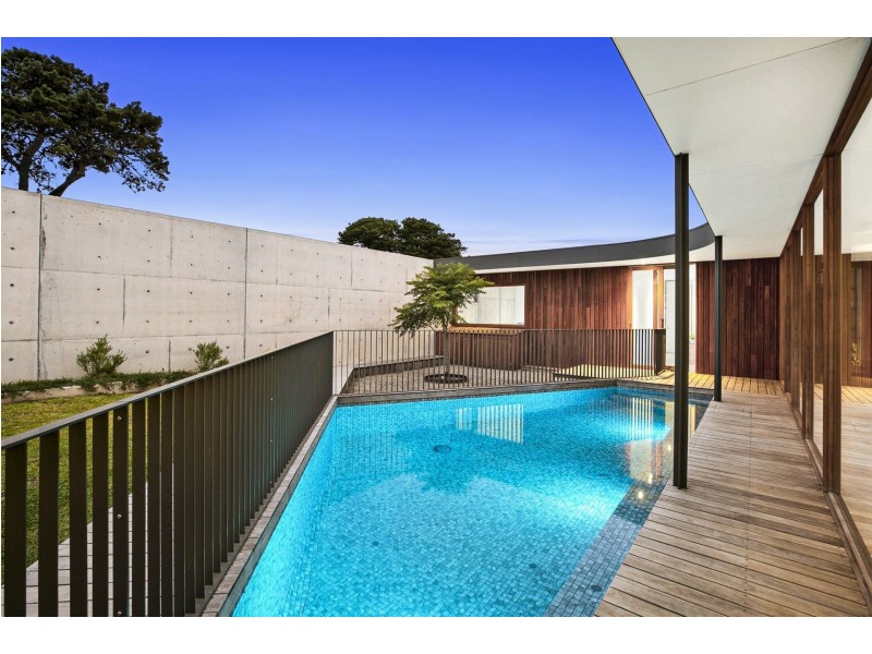 4 Plantation Drive, Connewarre VIC 3227