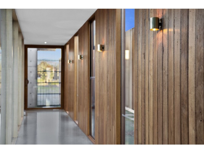 4 Plantation Drive, Connewarre VIC 3227