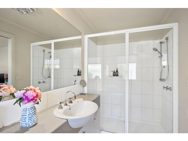 3 Maldon Place, Ocean Grove VIC 3226