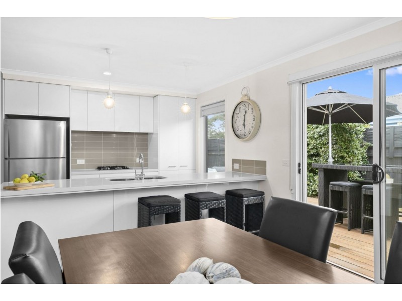 2/53 Madeley Street, Ocean Grove VIC 3226