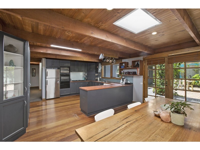 13 Presidents Avenue, Ocean Grove VIC 3226