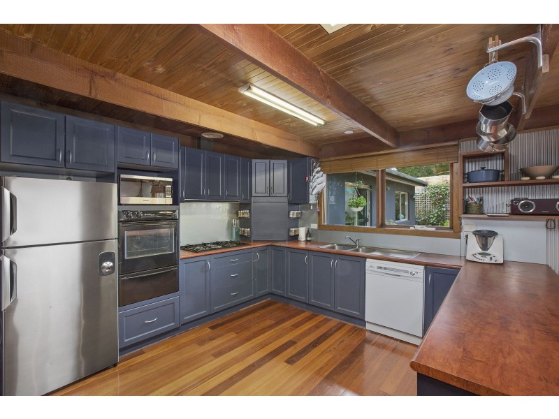 13 Presidents Avenue, Ocean Grove VIC 3226