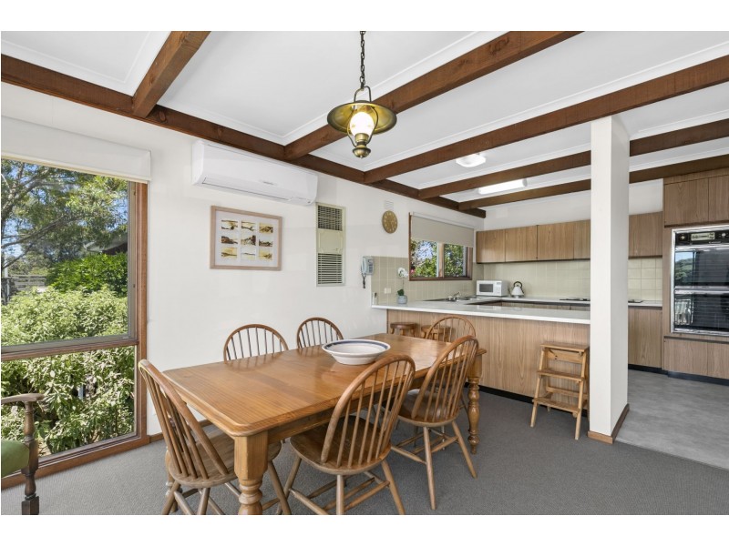 8 River Parade, Barwon Heads VIC 3227