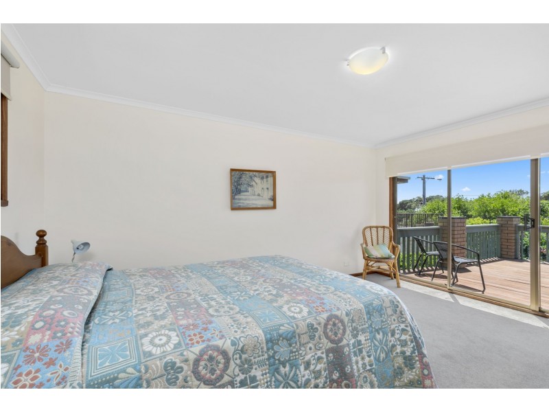 8 River Parade, Barwon Heads VIC 3227