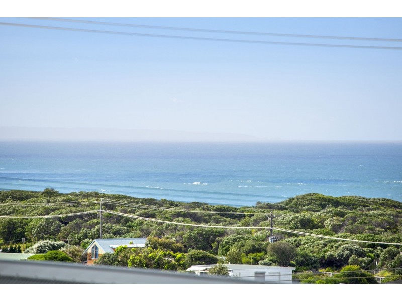 2/160 The Parade, Ocean Grove VIC 3226