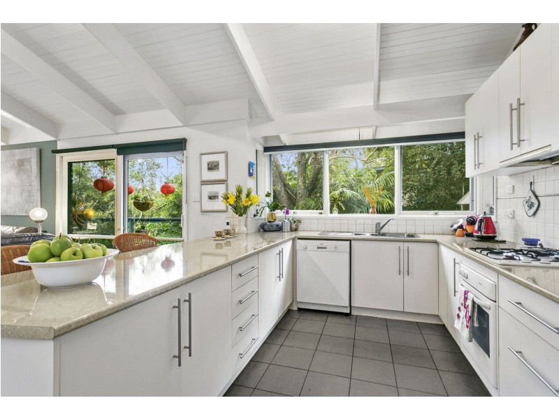 6 Roslyn Court, Ocean Grove VIC 3226