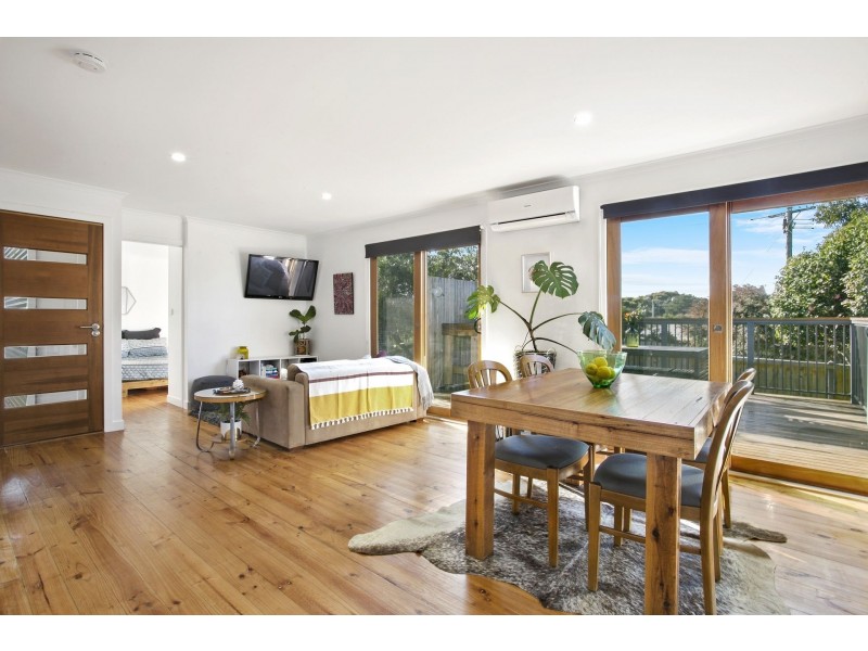 1/2 Sunset Strip, Ocean Grove VIC 3226