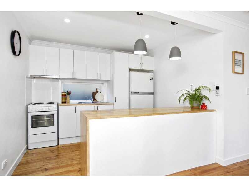 1/2 Sunset Strip, Ocean Grove VIC 3226