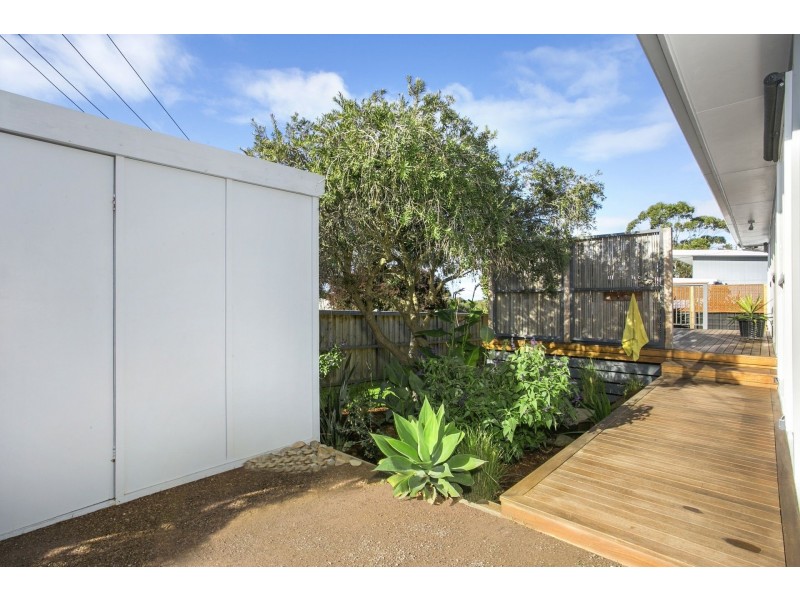 1/2 Sunset Strip, Ocean Grove VIC 3226
