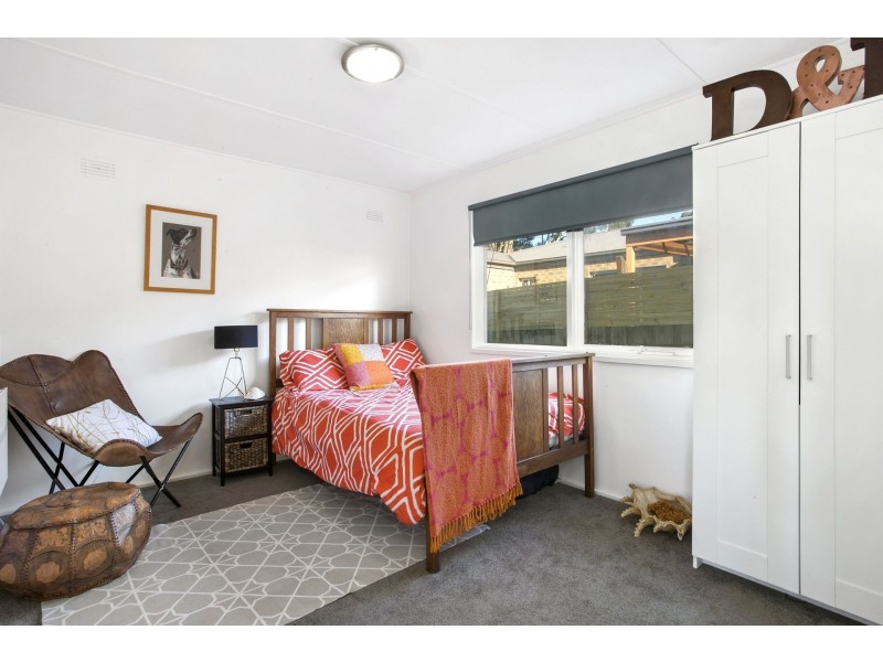 1/2 Sunset Strip, Ocean Grove VIC 3226