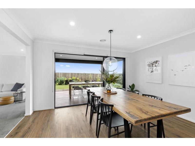 6 Wyrallah Street, Ocean Grove VIC 3226