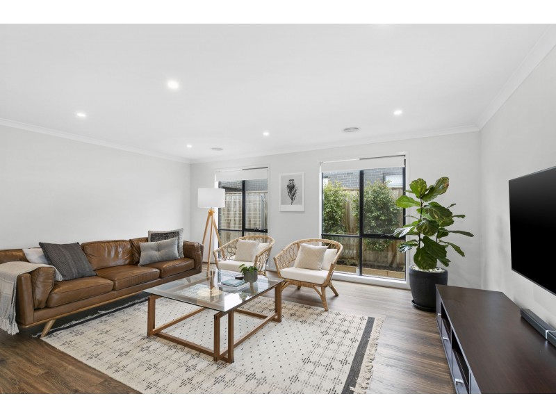 6 Wyrallah Street, Ocean Grove VIC 3226